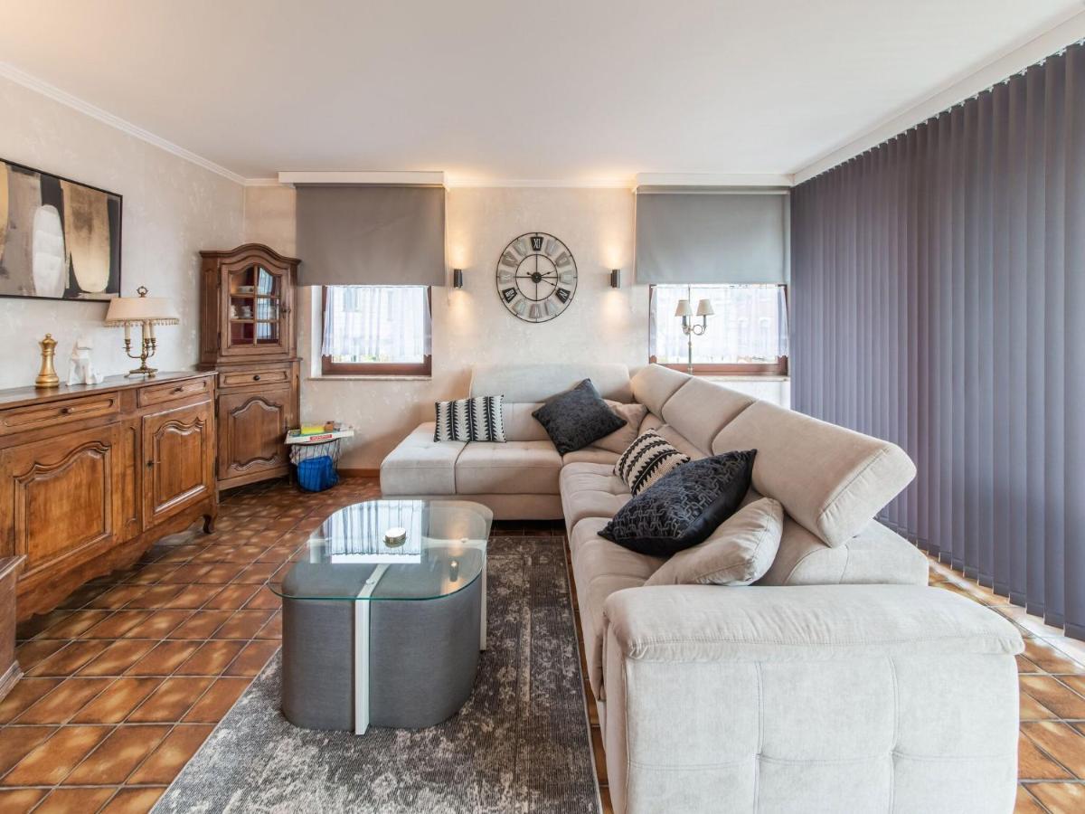 Beautiful Apartment For 7 Adults In Malmedy Exterior photo